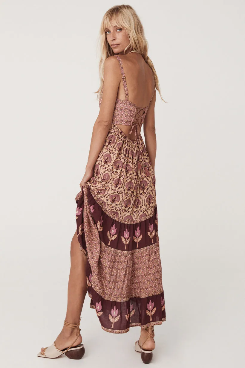 Château Quilted Strappy Maxi Dress