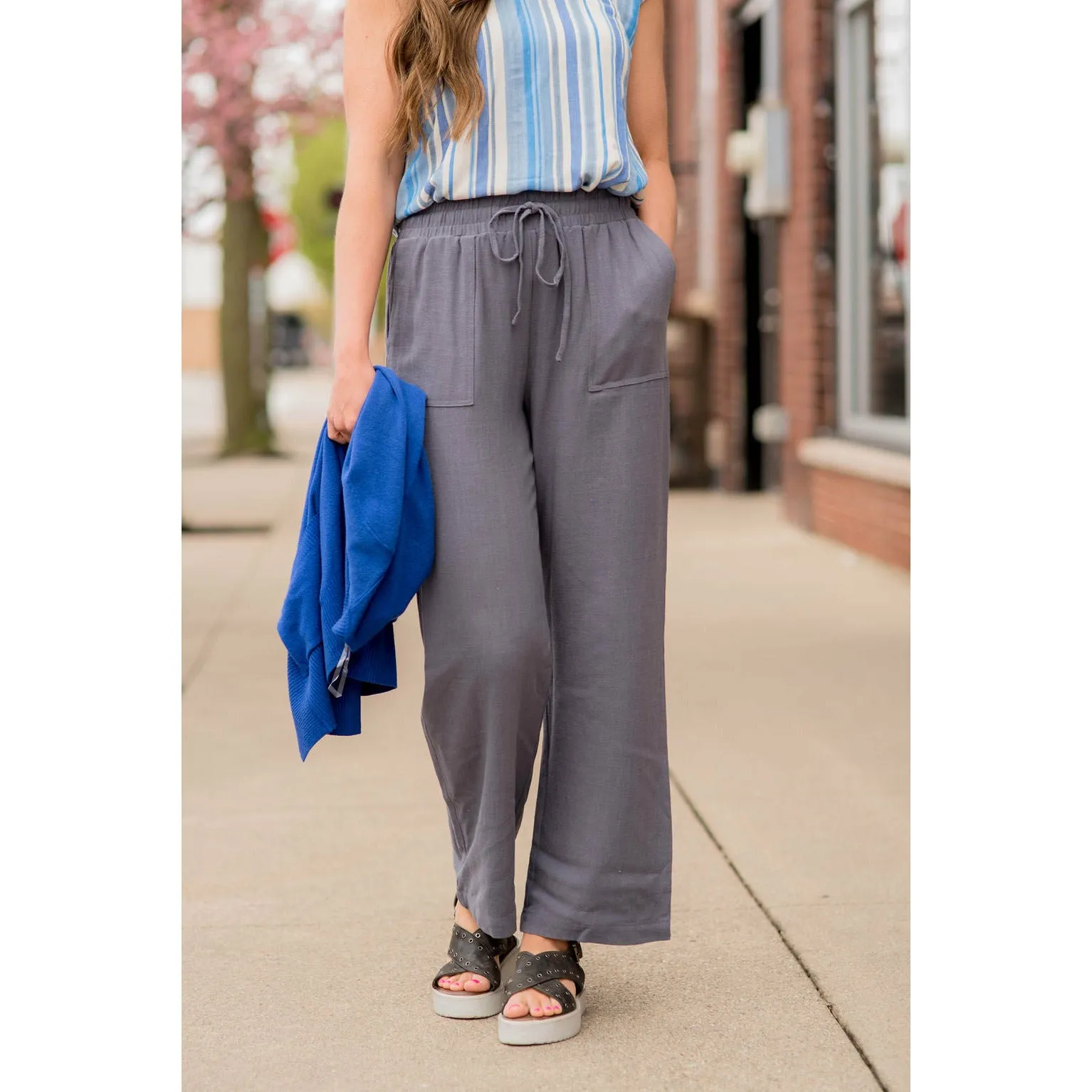 Lightweight Drawstring Pants